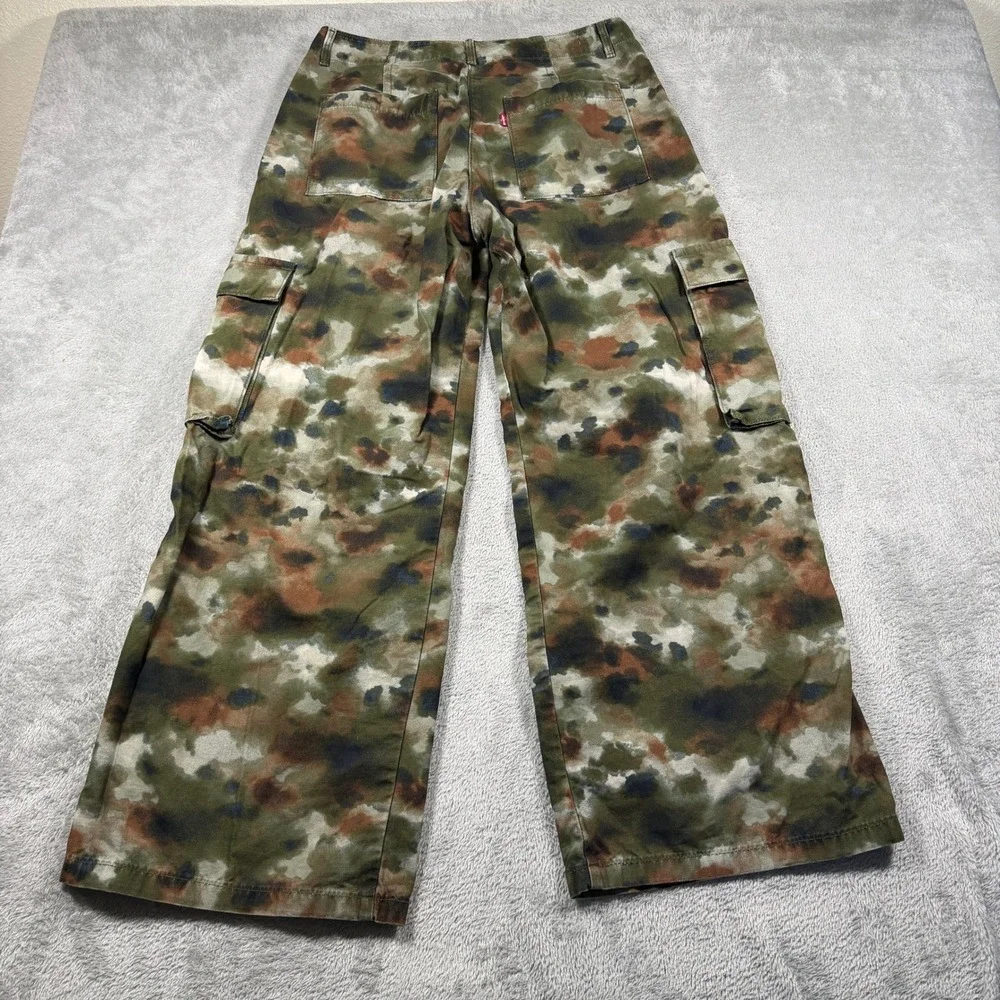 Levi's Premium Cargo Pants Mens 29x30 Green Mossy Camo Gorpcore
